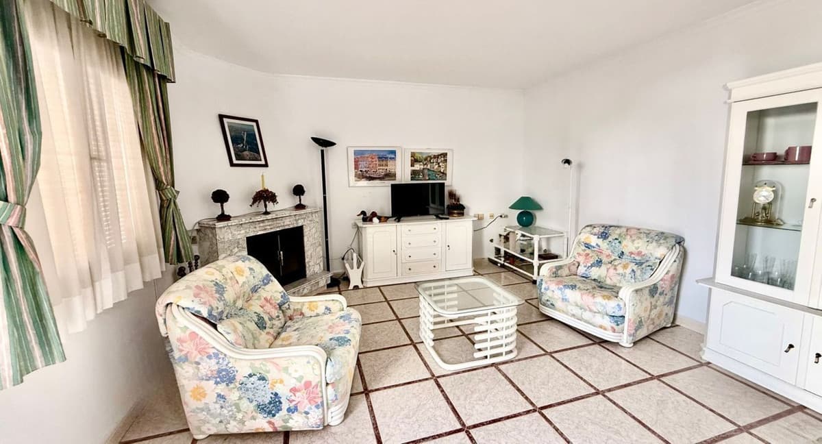 Townhouse in Marbella — photo 6 of 10