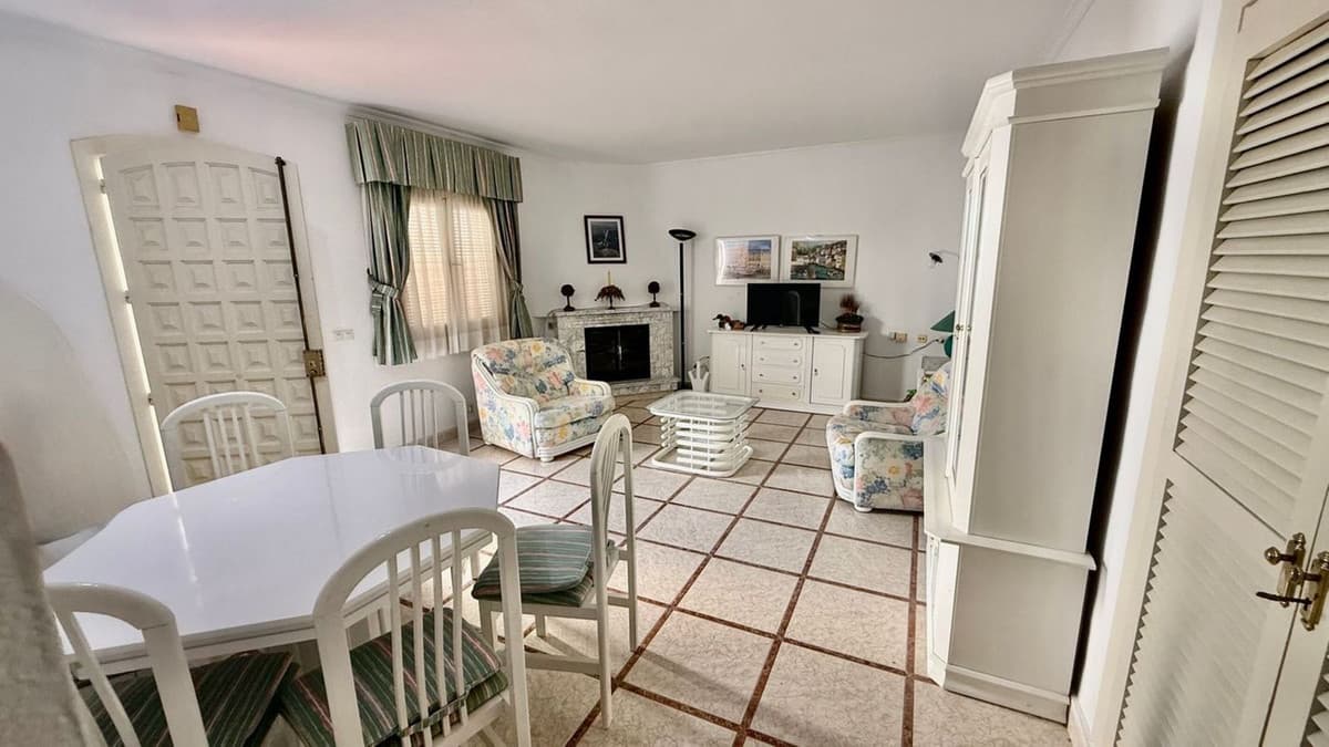 Townhouse in Marbella — photo 9 of 10