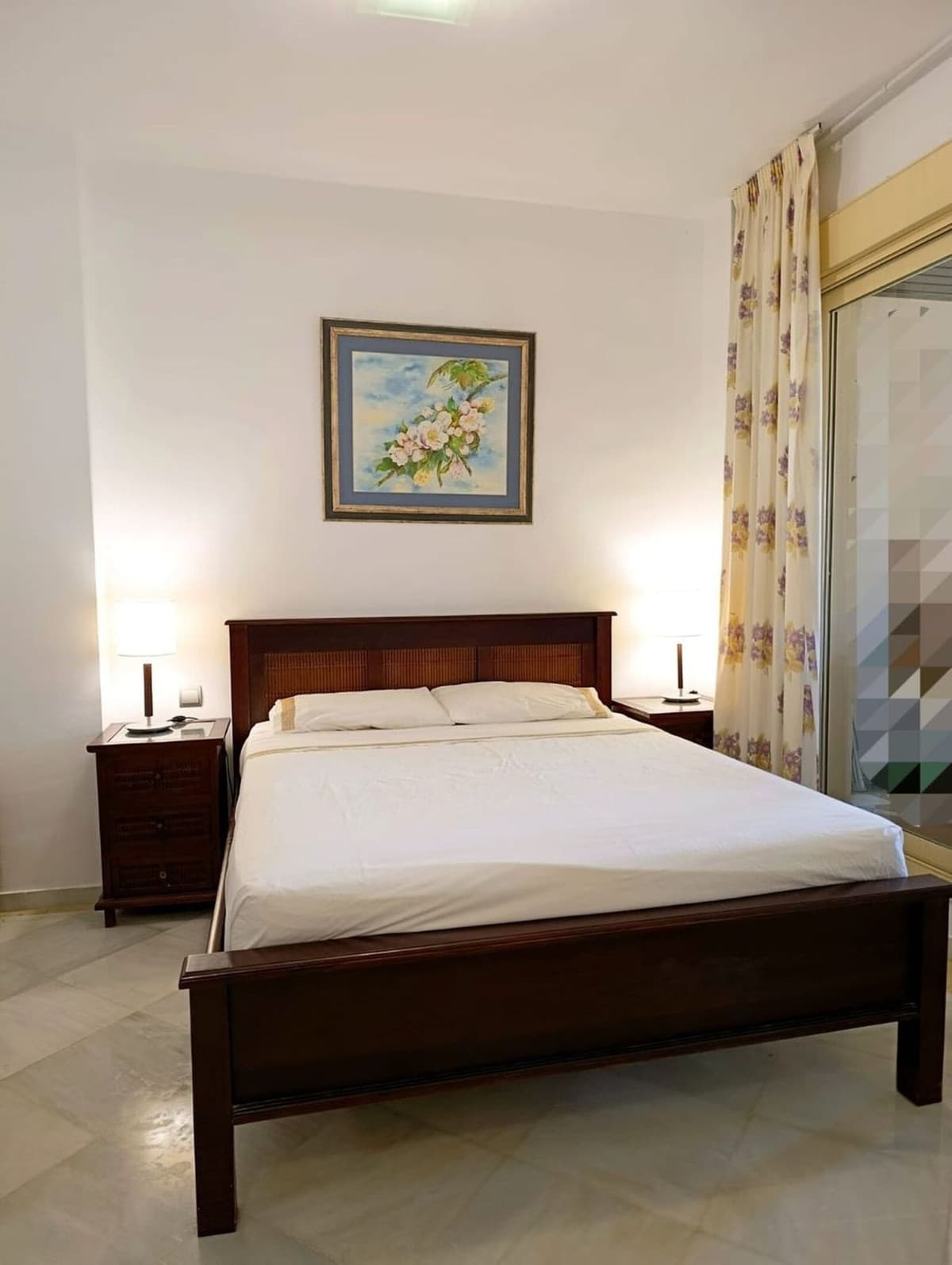 Middle Floor Apartment in Nueva Andalucía — photo 6 of 10