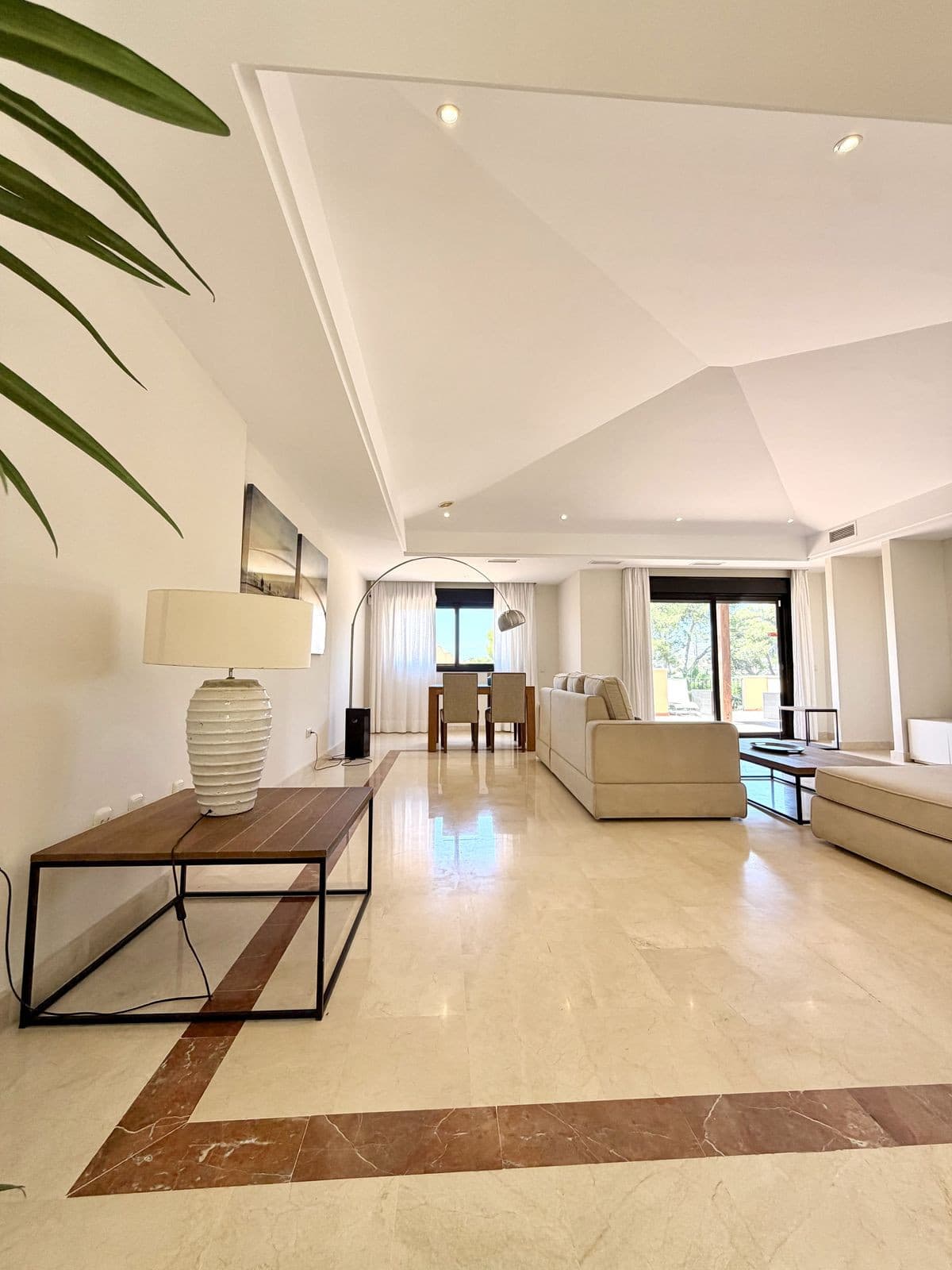 Top Floor Apartment in Puerto Banús — photo 6 of 10