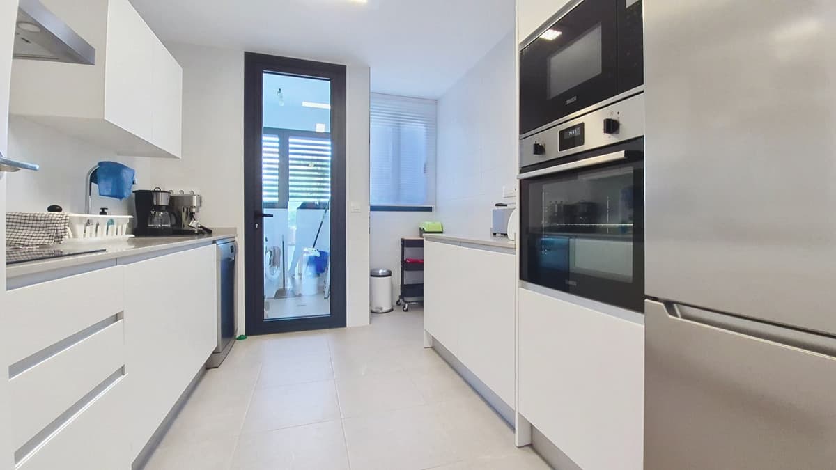 Middle Floor Apartment in Casares — photo 10 of 10