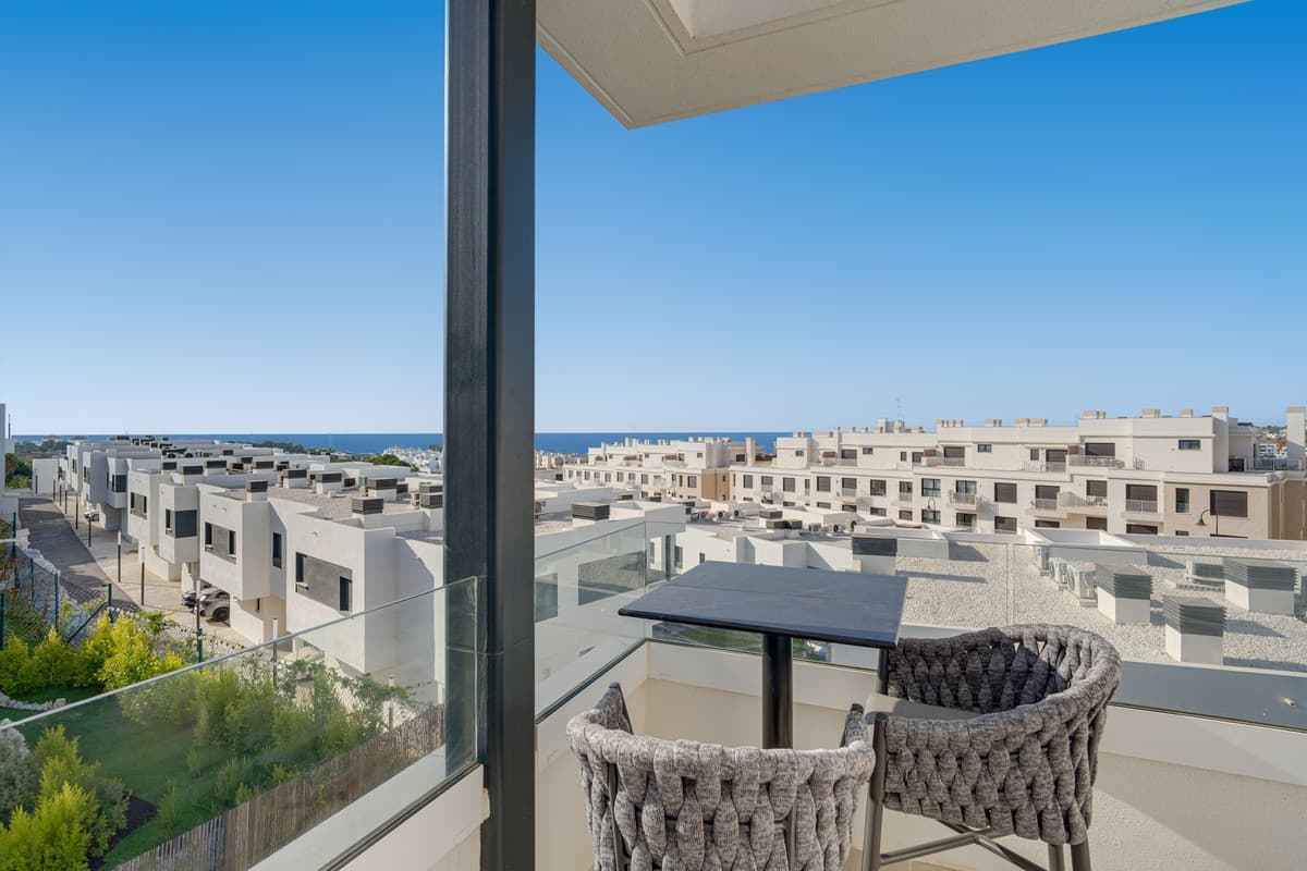 Semi-Detached House in La Cala de Mijas — photo 1 of 10