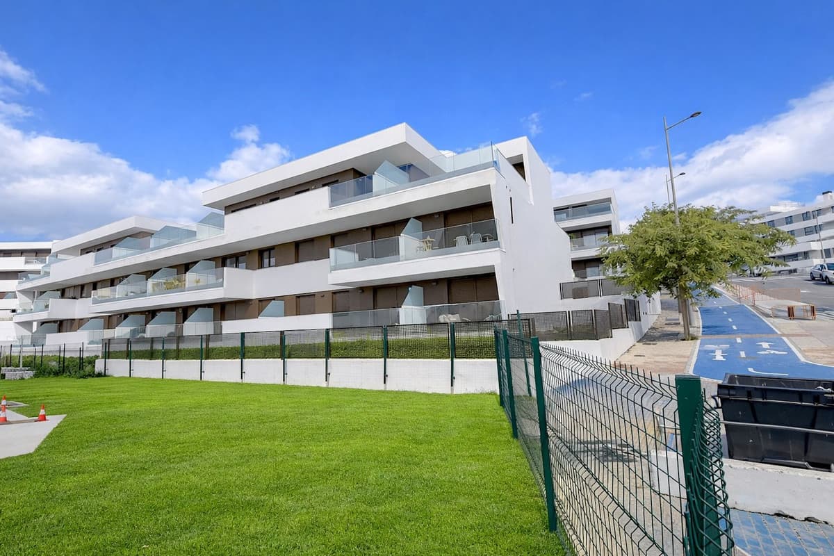 Middle Floor Apartment in Estepona — photo 1 of 10