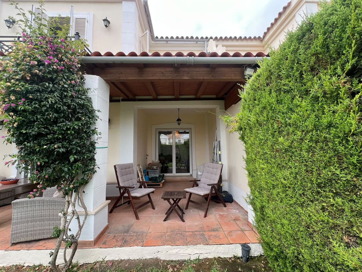 Semi-Detached House in La Alcaidesa — photo 5 of 10