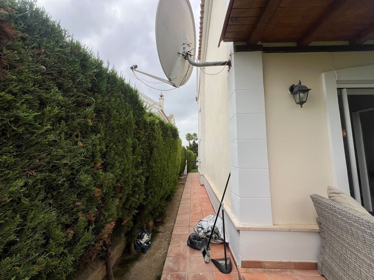 Semi-Detached House in La Alcaidesa — photo 6 of 10