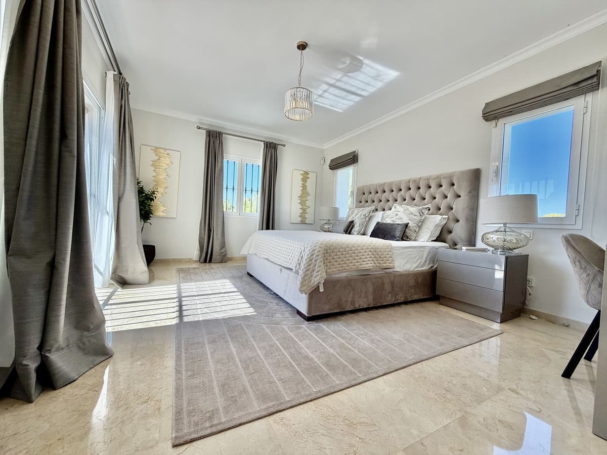 Detached Villa in El Rosario — photo 4 of 10