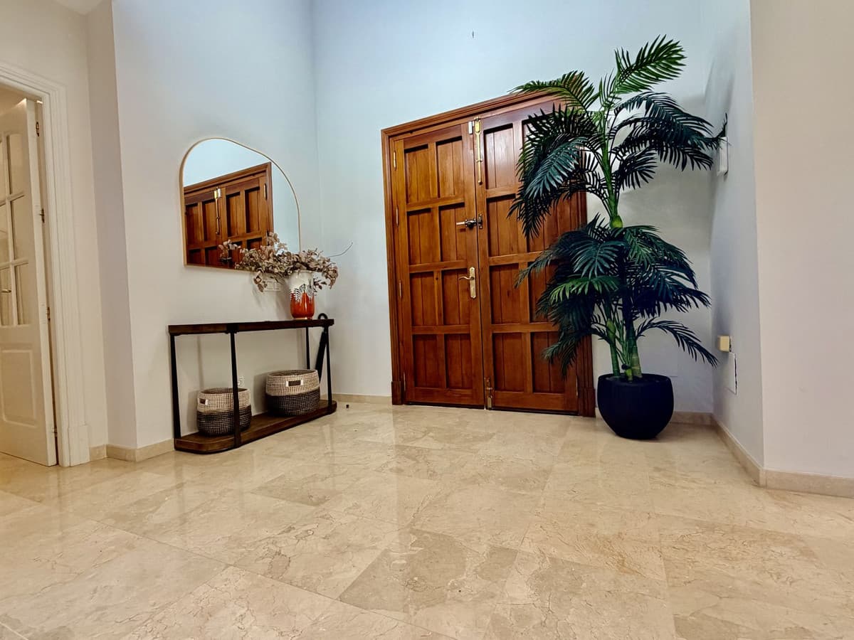 Detached Villa in El Rosario — photo 8 of 10