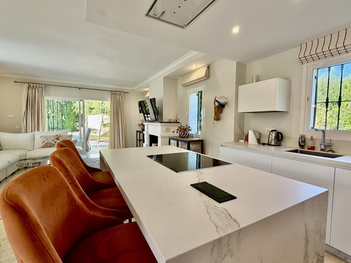 Detached Villa in El Rosario — photo 10 of 10
