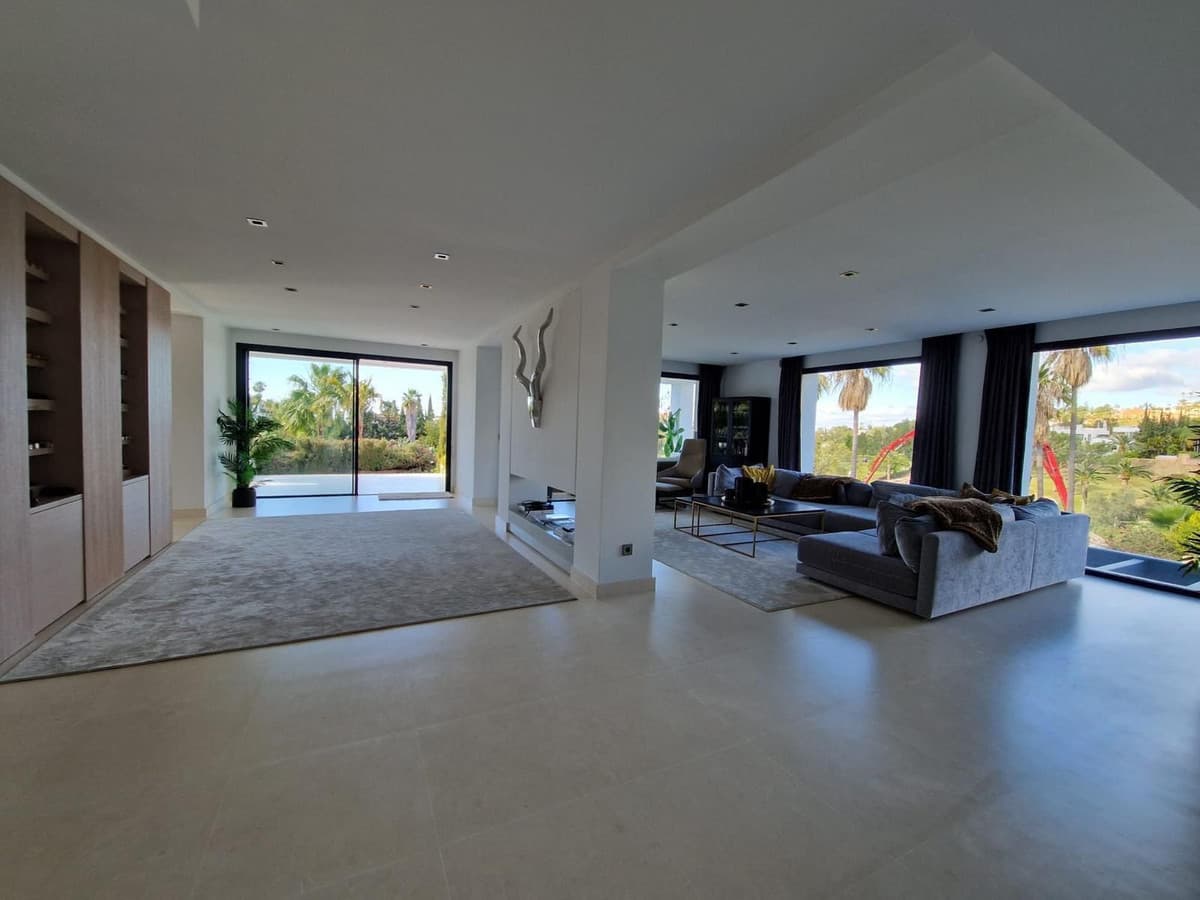 Detached Villa in Nueva Andalucía — photo 10 of 10