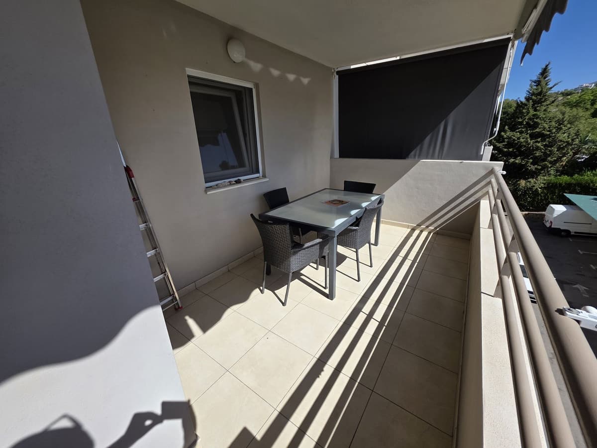Middle Floor Apartment in Nueva Andalucía — photo 3 of 10