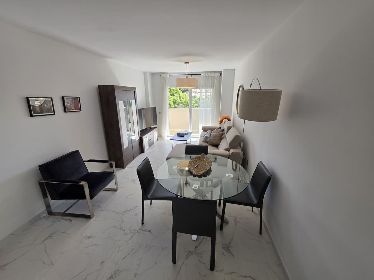 Middle Floor Apartment in Nueva Andalucía — photo 10 of 10