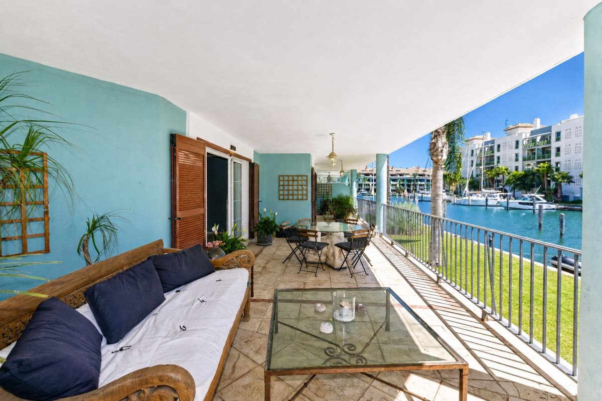 Duplex in Sotogrande Marina — photo 2 of 10