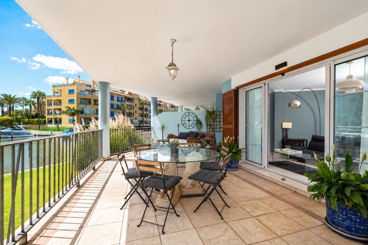 Duplex in Sotogrande Marina — photo 3 of 10
