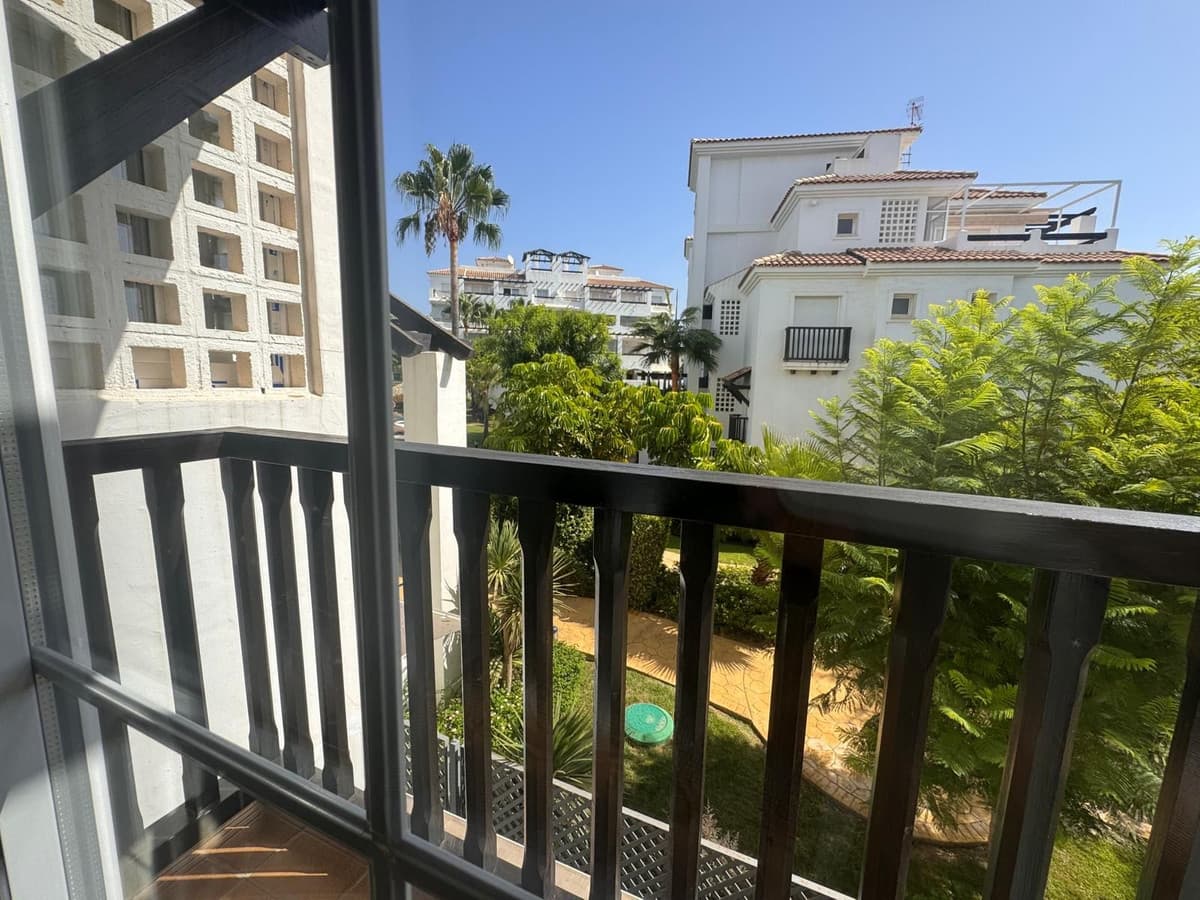 Middle Floor Apartment in La Duquesa — photo 1 of 10