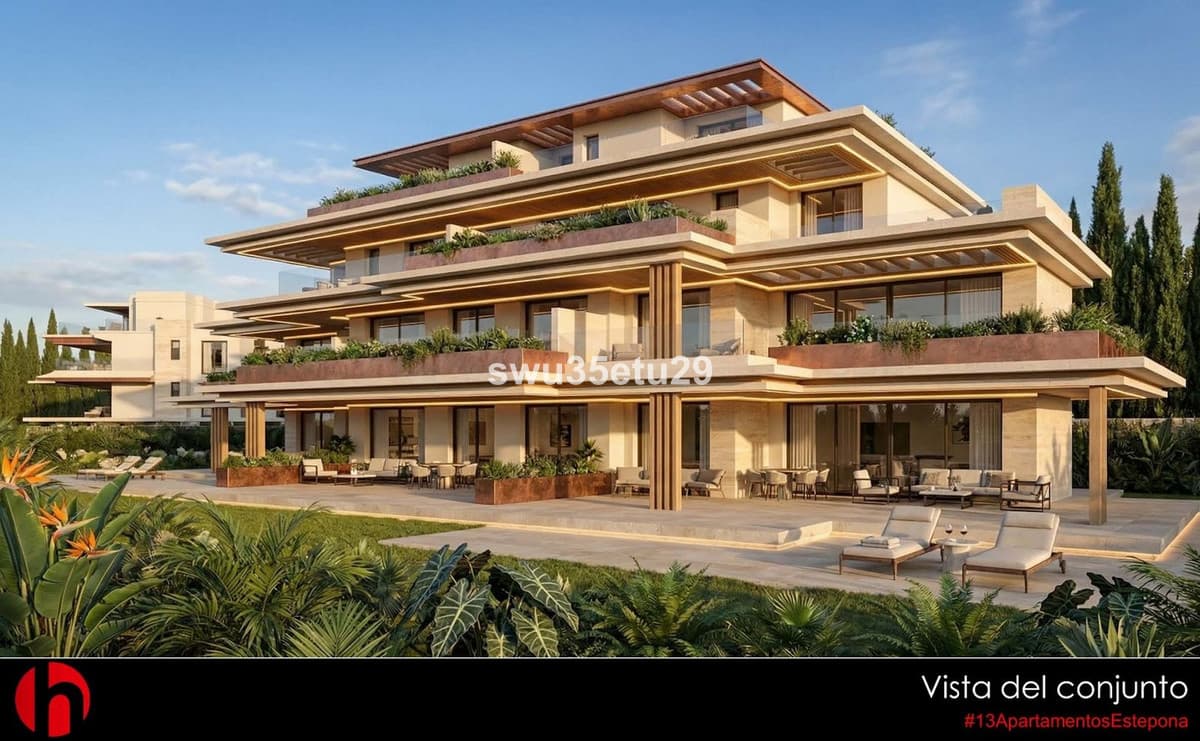 Residential Plot in Estepona — photo 1 of 10