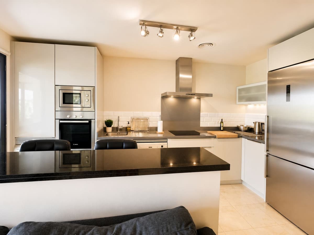 Middle Floor Apartment in Los Flamingos — photo 5 of 10