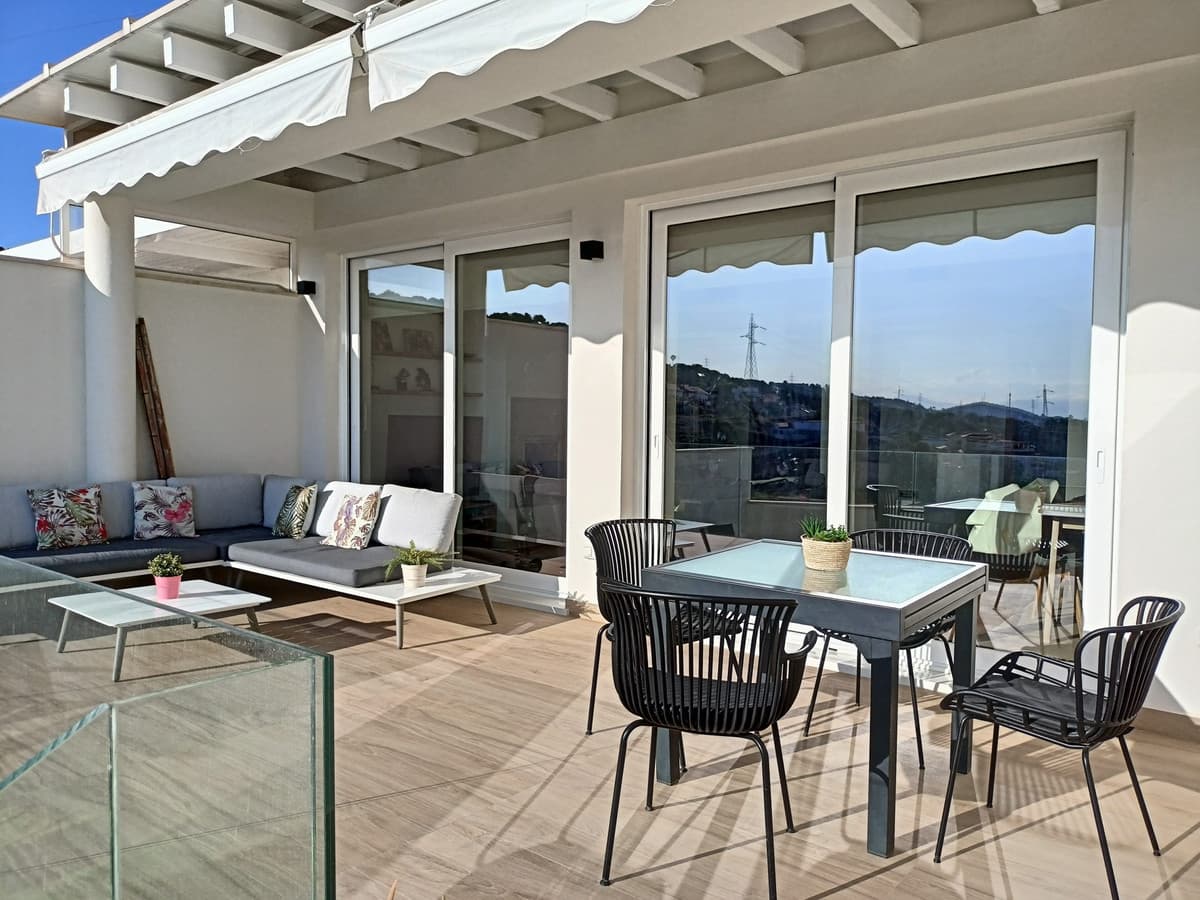 Townhouse in Pinares de San Antón — photo 6 of 10
