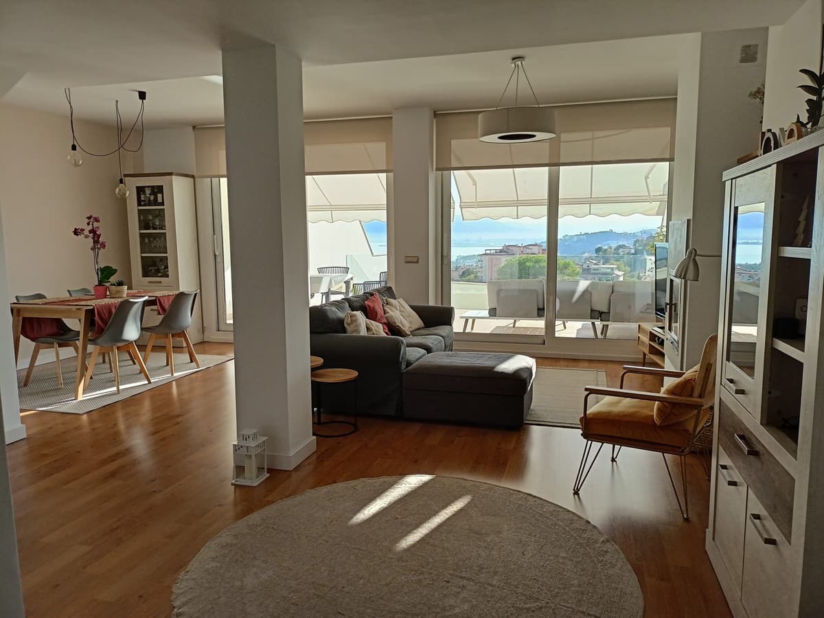 Townhouse in Pinares de San Antón — photo 9 of 10