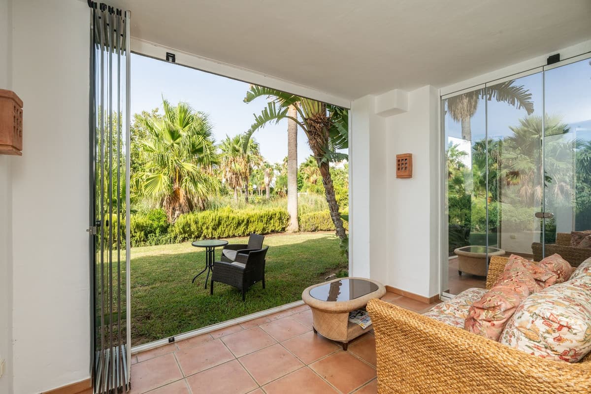 Ground Floor Apartment in Casares — photo 3 of 10