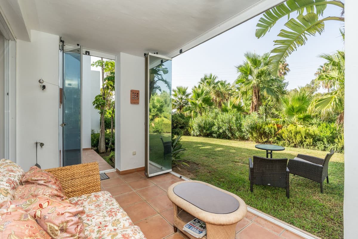 Ground Floor Apartment in Casares — photo 4 of 10