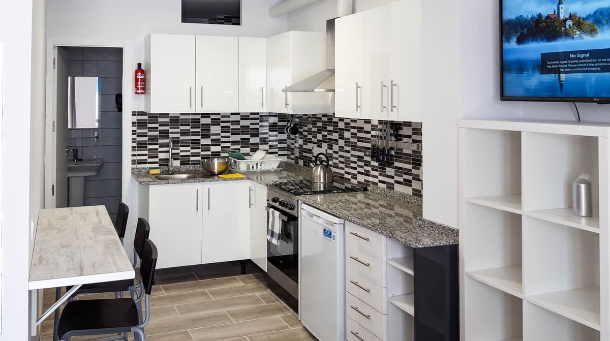 Middle Floor Apartment in Estepona — photo 10 of 10