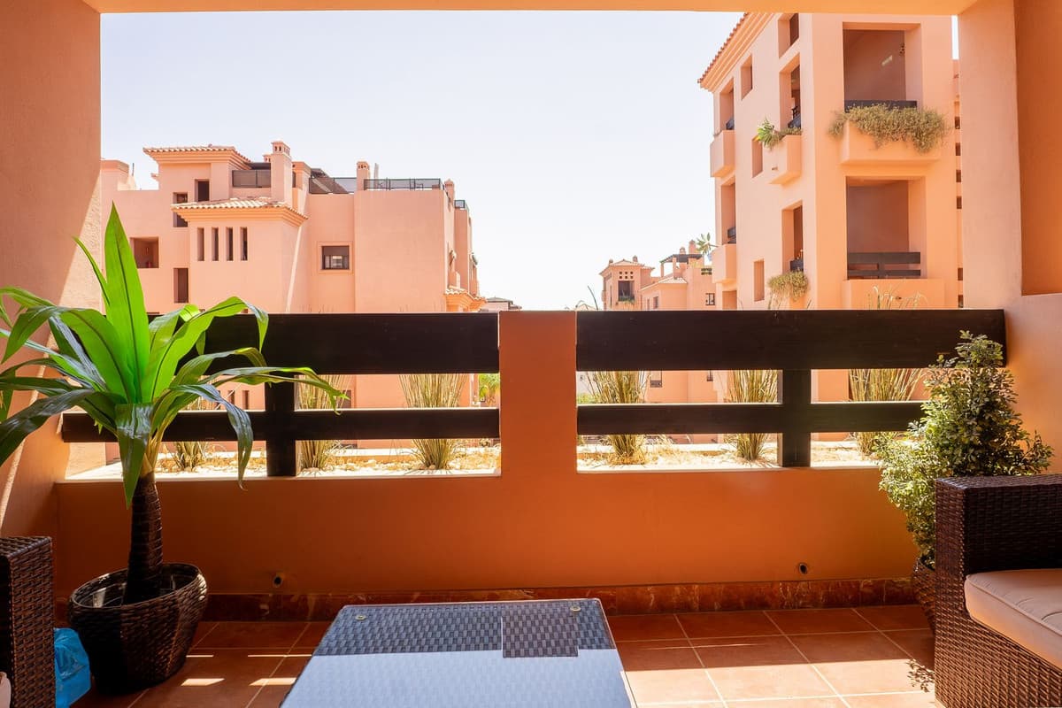 Middle Floor Apartment in Benalmadena — photo 8 of 10