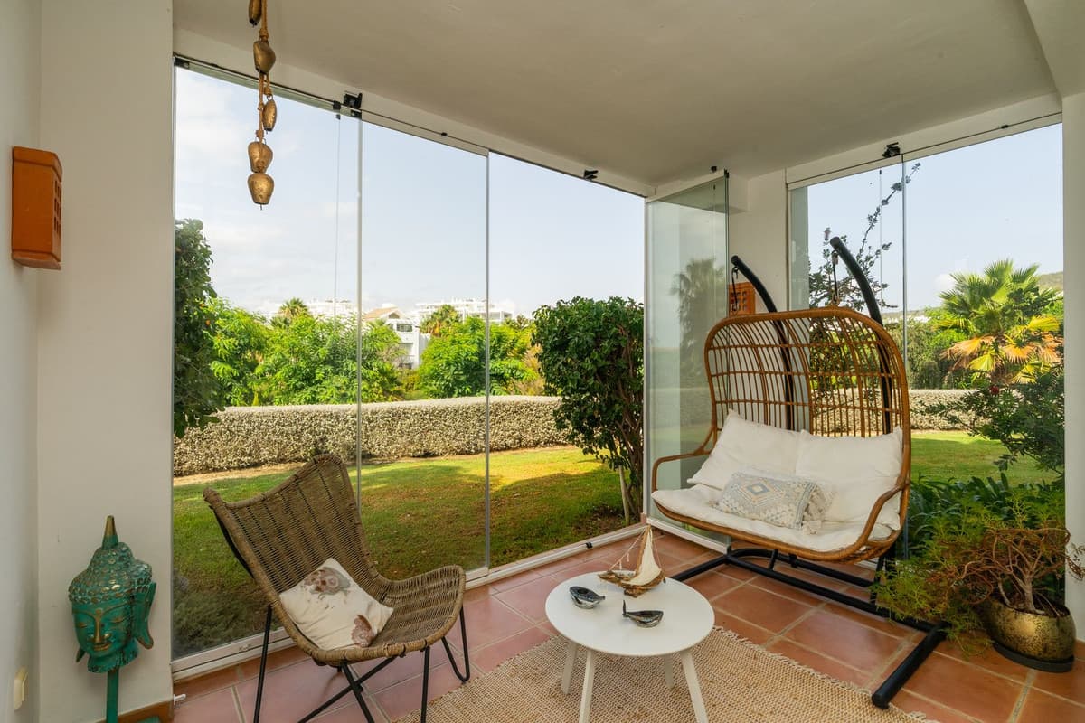 Ground Floor Apartment in Casares — photo 2 of 10