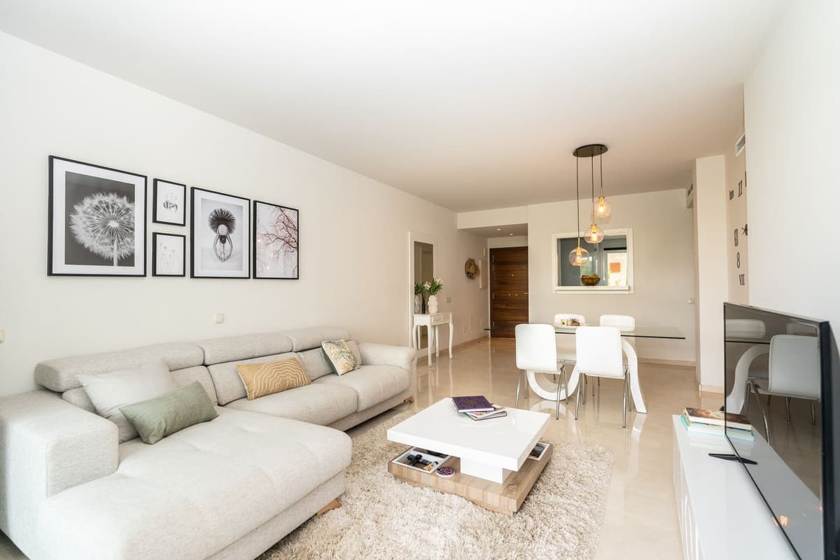 Ground Floor Apartment in Casares — photo 8 of 10