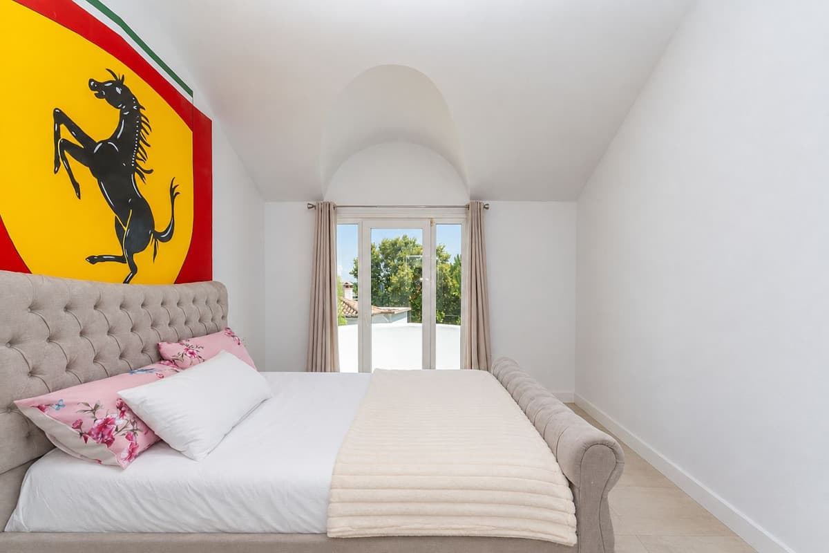 Detached Villa in Elviria — photo 9 of 10
