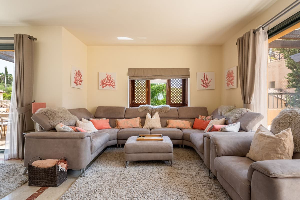 Penthouse Duplex in Estepona — photo 6 of 10