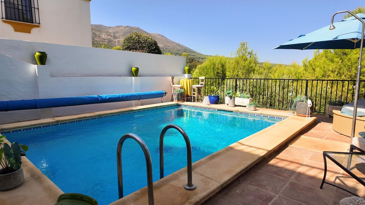 Detached Villa in Alhaurín el Grande — photo 4 of 10