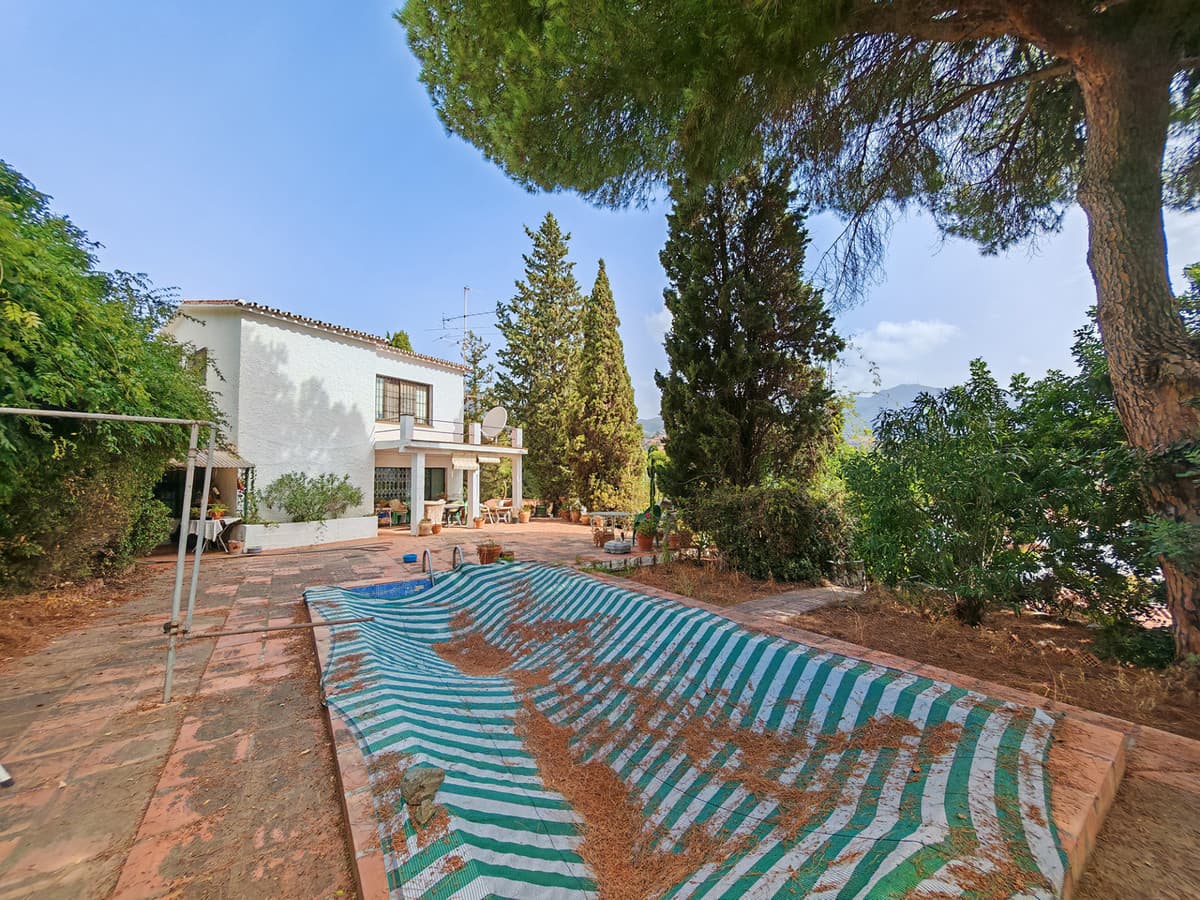 Detached Villa in Mijas Costa — photo 2 of 10