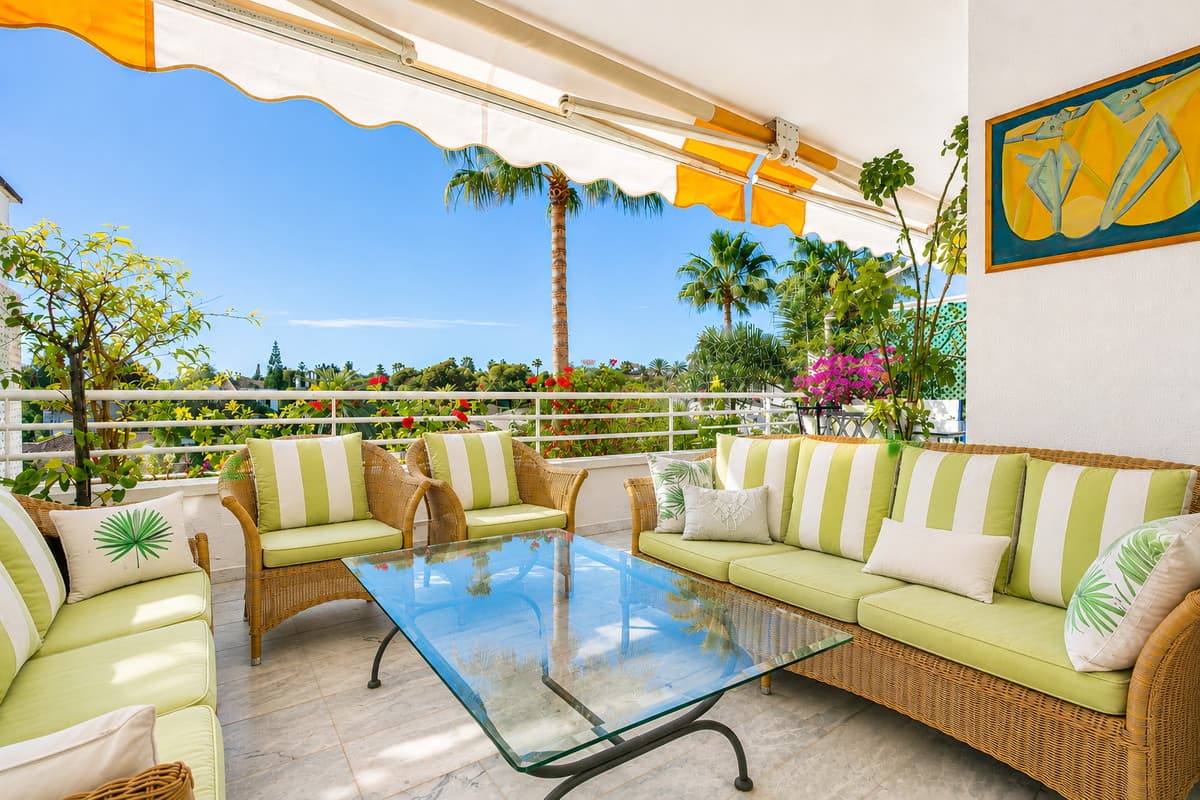 Penthouse Duplex in Guadalmina Baja — photo 8 of 10