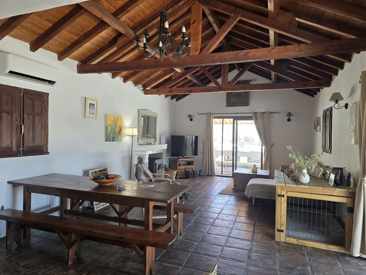 Detached Villa in Monda — photo 7 of 10