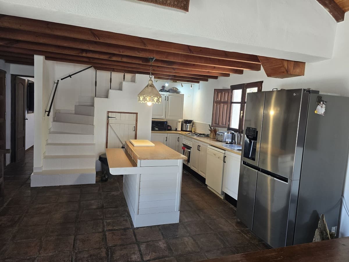Detached Villa in Monda — photo 9 of 10