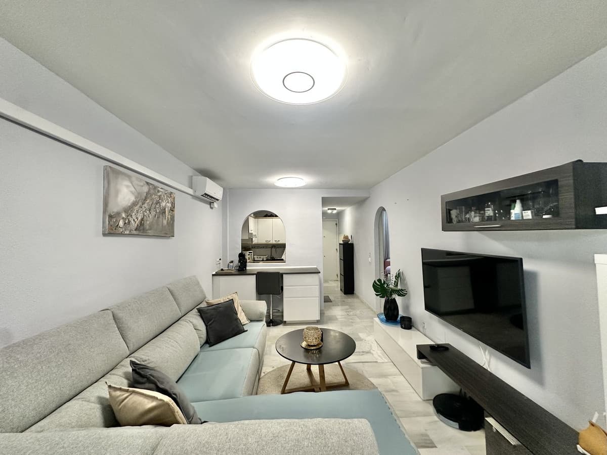 Ground Floor Apartment in La Cala de Mijas — photo 2 of 10