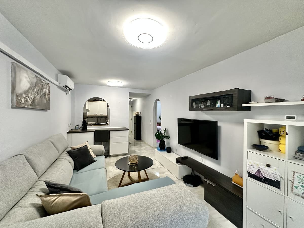 Ground Floor Apartment in La Cala de Mijas — photo 8 of 10