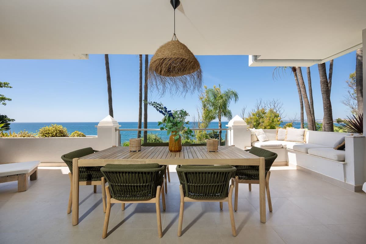 Middle Floor Apartment in Estepona — photo 6 of 10