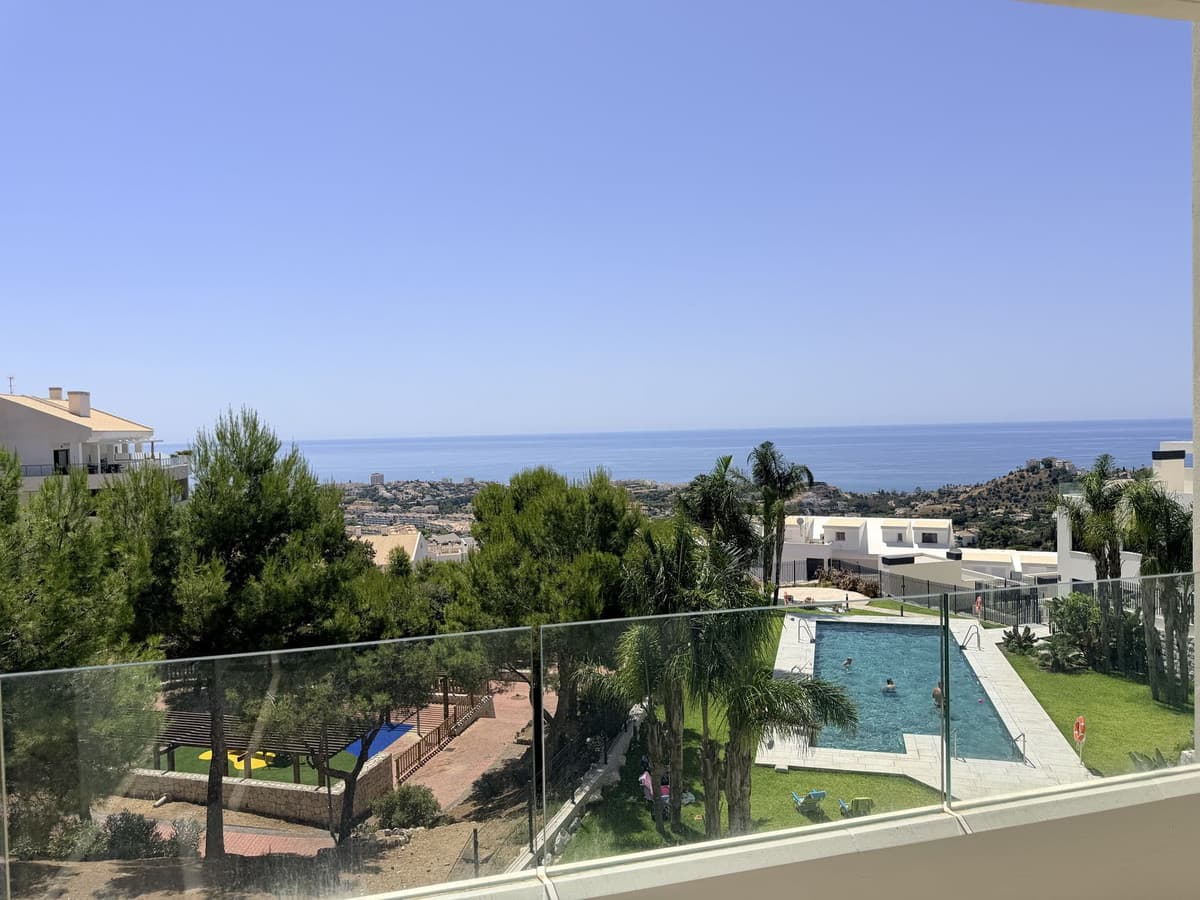 Middle Floor Apartment in Benalmadena — photo 1 of 10