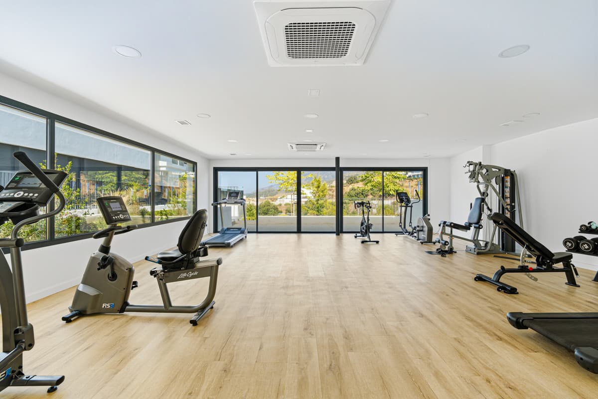 Middle Floor Apartment in Altos de los Monteros — photo 4 of 10
