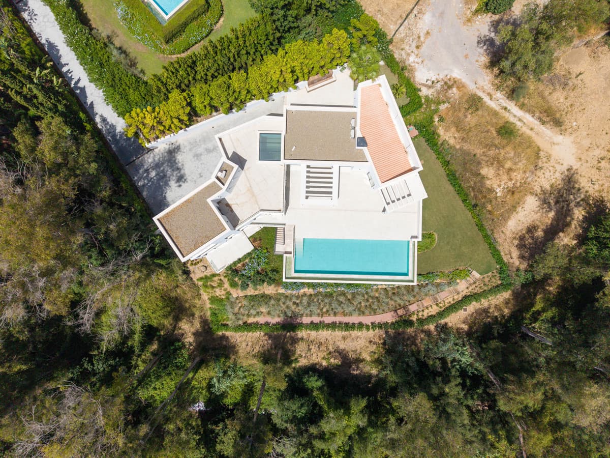 Detached Villa in Sotogrande Alto — photo 1 of 10