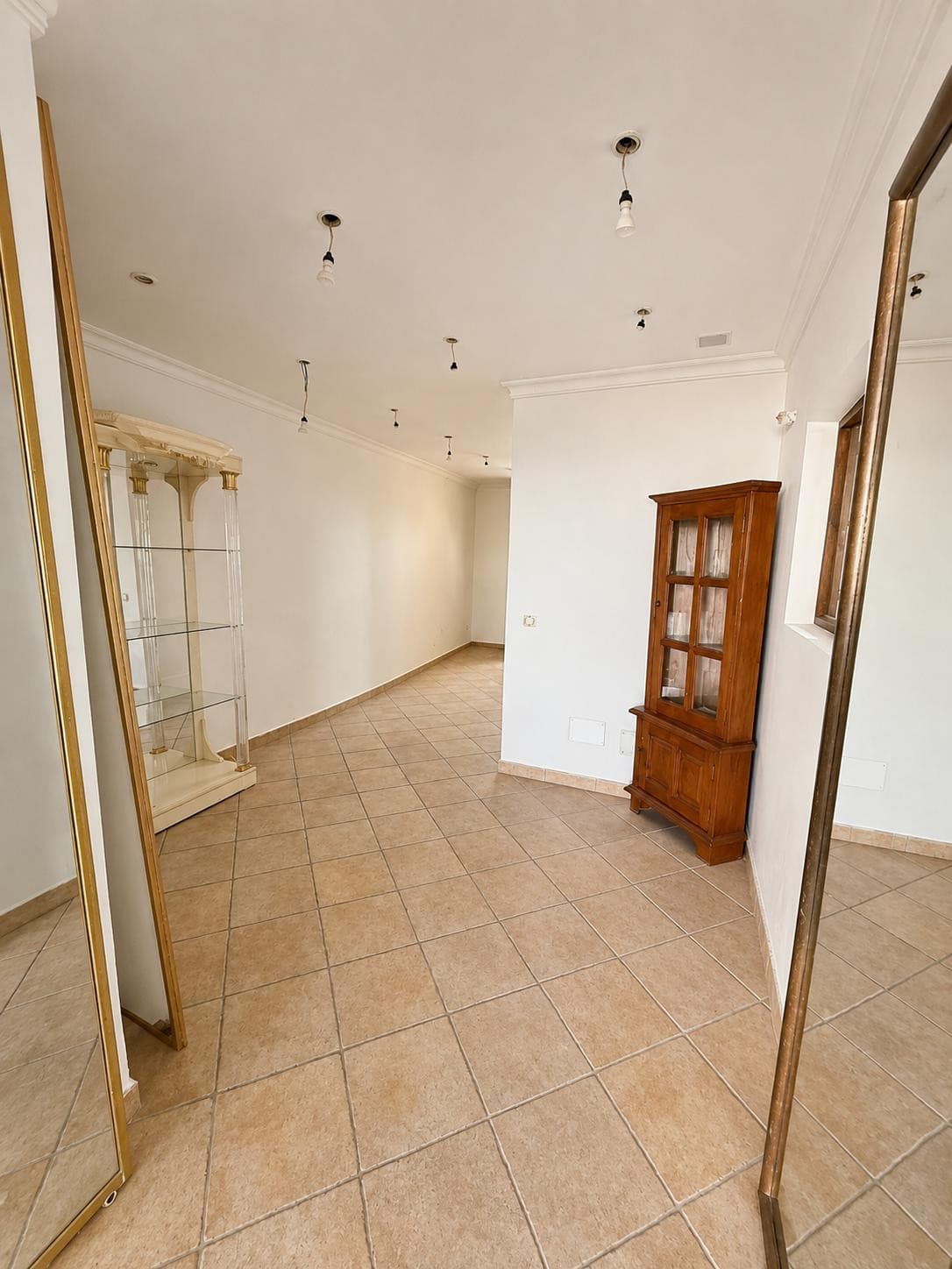 Townhouse in Marbella — photo 7 of 10