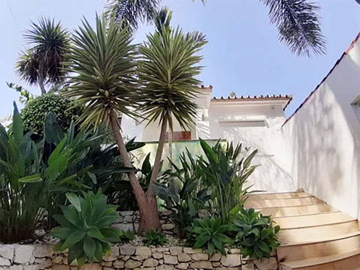 Detached Villa in Nueva Andalucía — photo 3 of 10