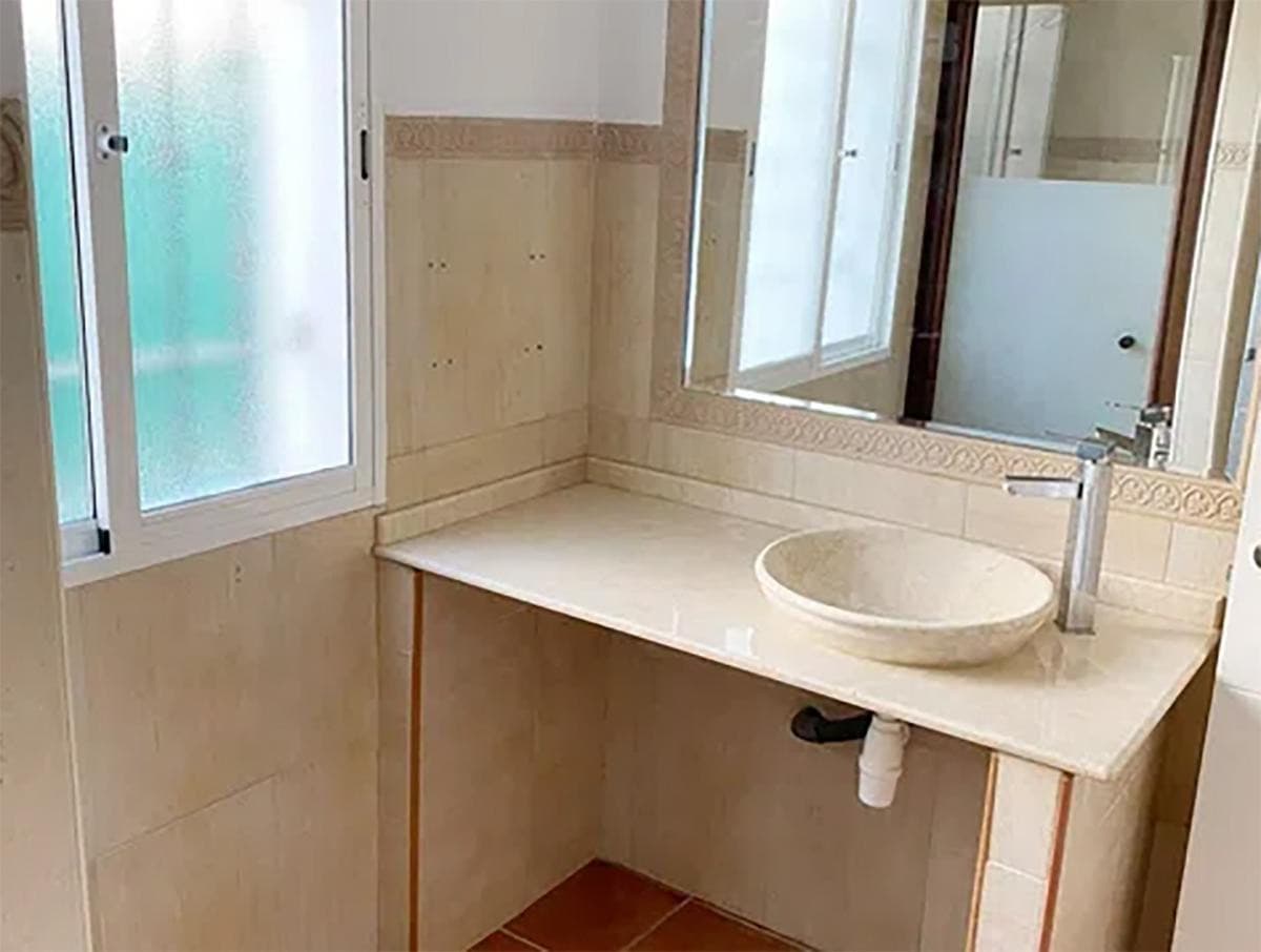 Detached Villa in Nueva Andalucía — photo 8 of 10