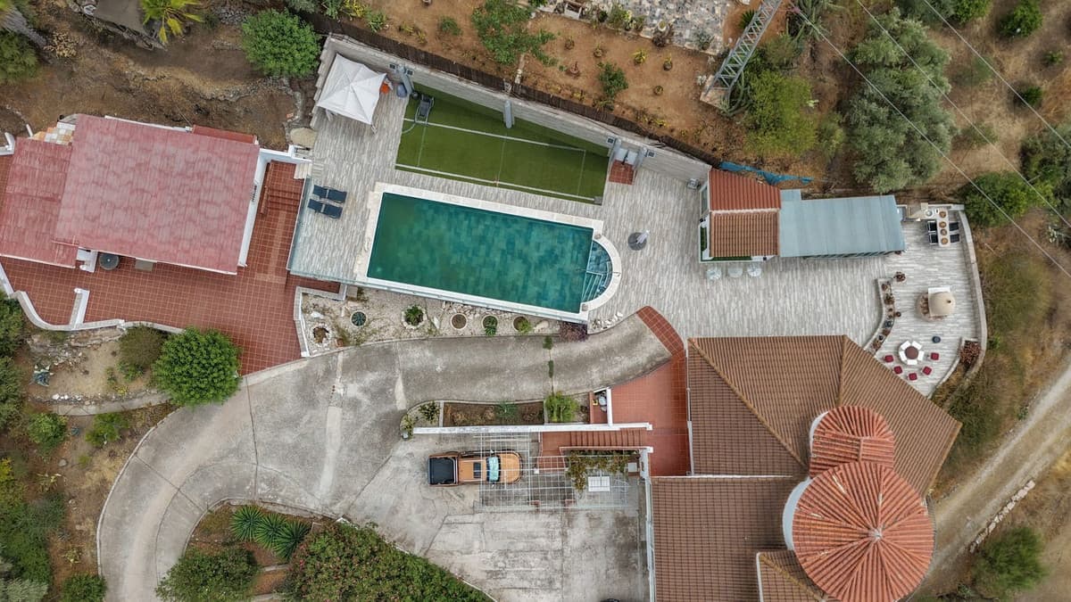 Detached Villa in Alhaurín de la Torre — photo 7 of 10