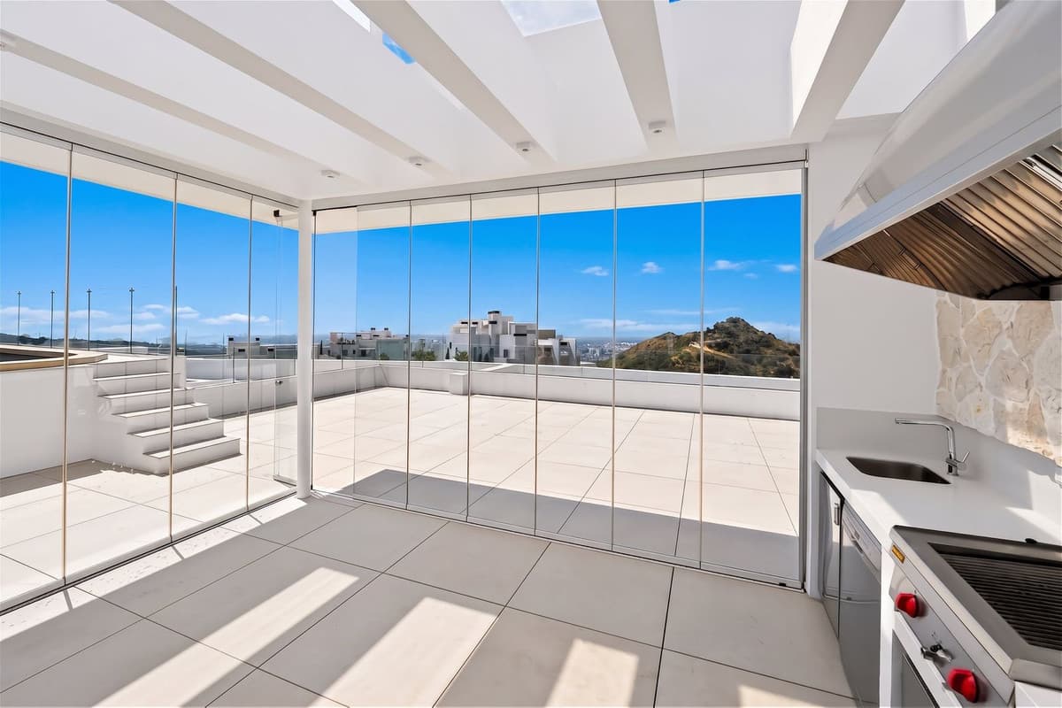 Penthouse Duplex in Ojén — photo 4 of 10