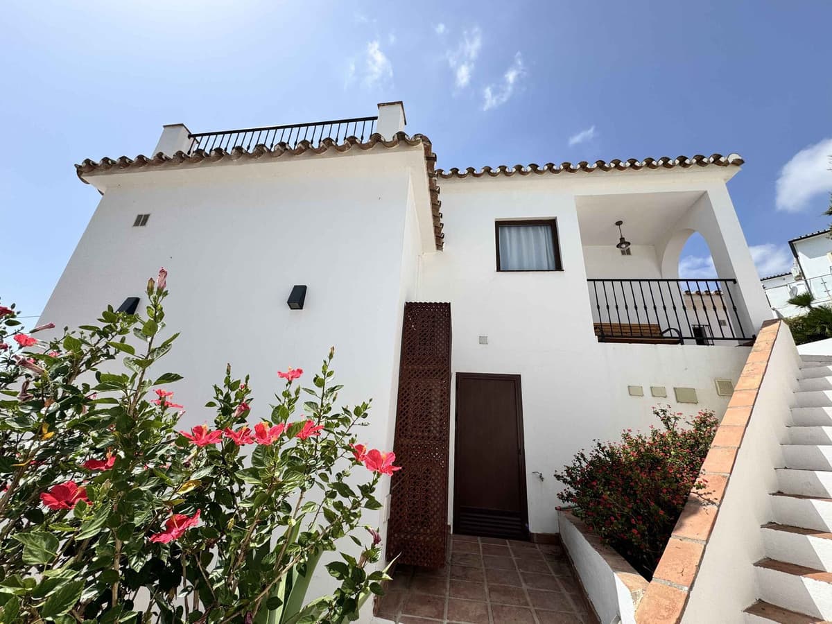 Detached Villa in La Cala de Mijas — photo 4 of 10