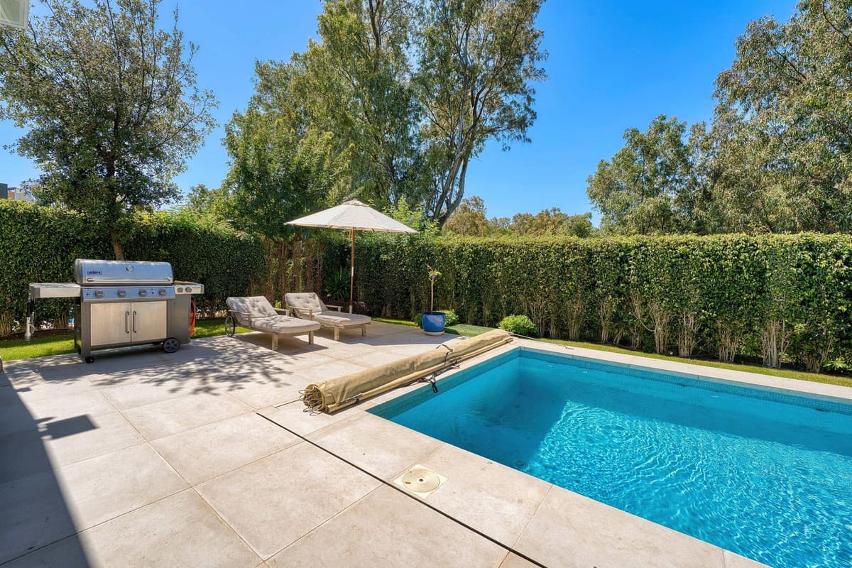 Detached Villa in Estepona — photo 2 of 10