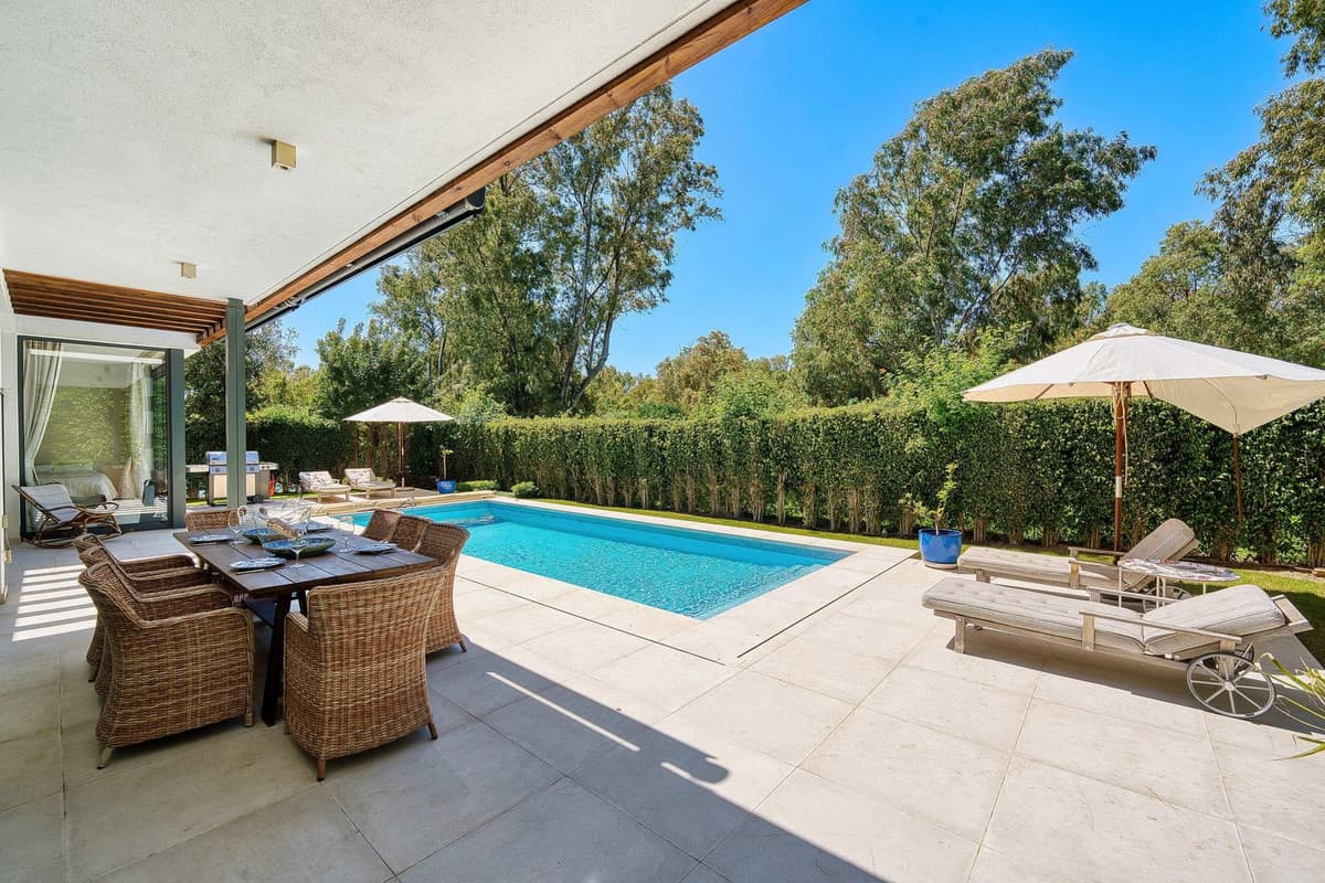 Detached Villa in Estepona — photo 4 of 10