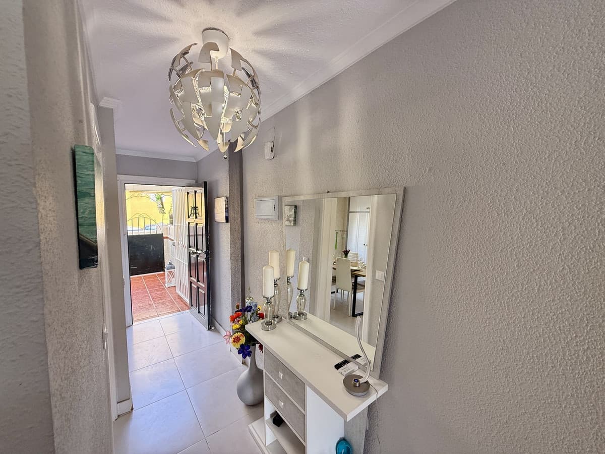 Ground Floor Apartment in Torremolinos — photo 4 of 10